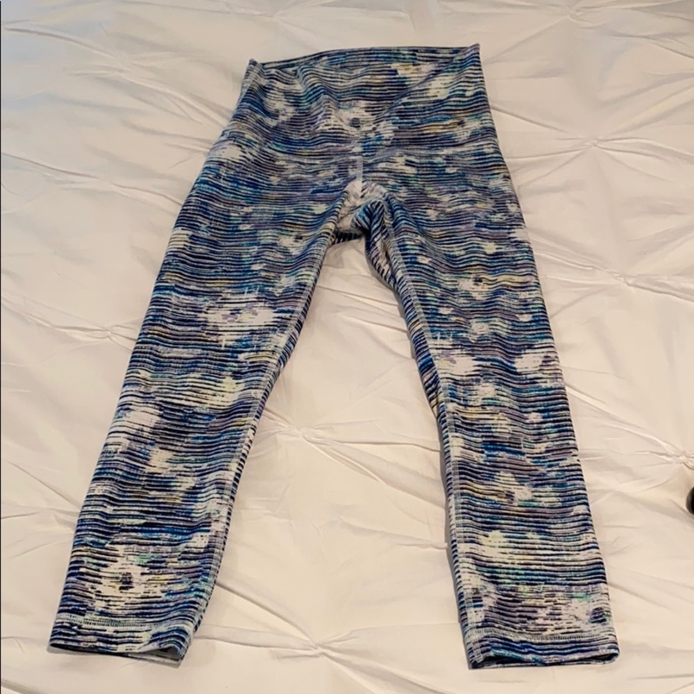 Lululemon wunder under high rise crop size 6